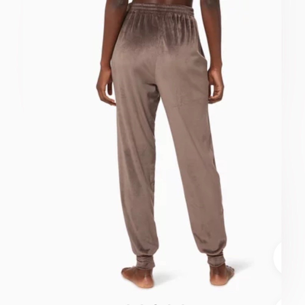 SKIMS Velour Fleece Track Joggers, Size Small, Amethyst - Picture 7 of 12
